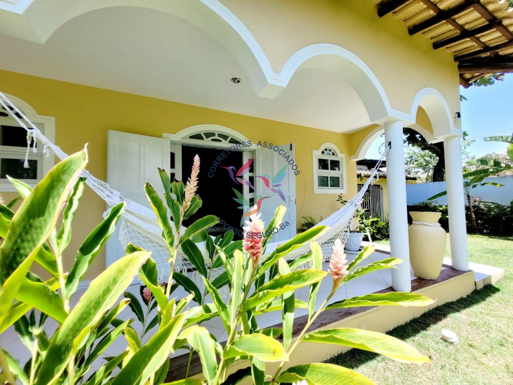 Casa à venda  no Centro - Santa Cruz Cabrália, BA. Imóveis