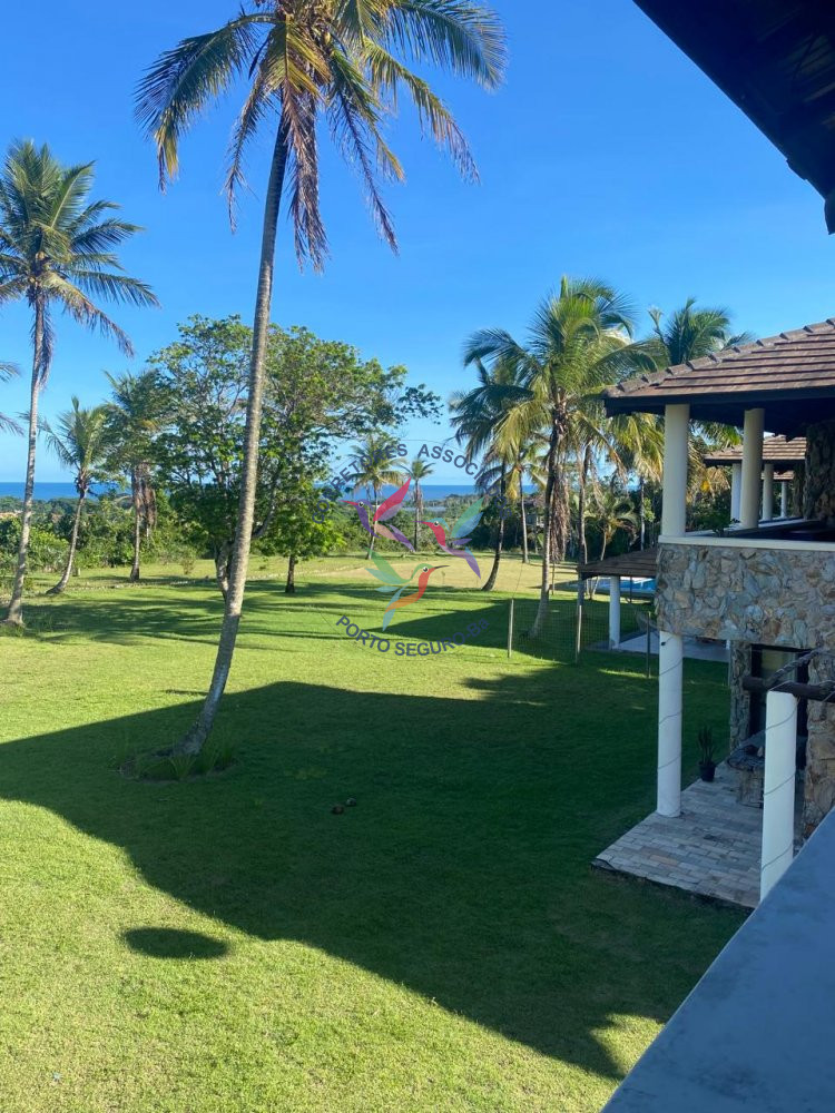 Casa à venda  no Alto de Taperapuan - Porto Seguro, BA. Imóveis