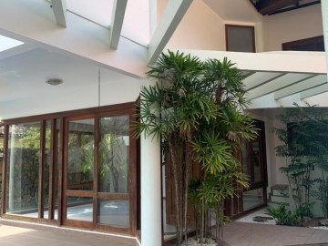 CASA INDIVIDUAL ALTO PADRÃO